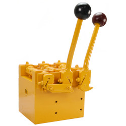 Hydraulic distributor for...